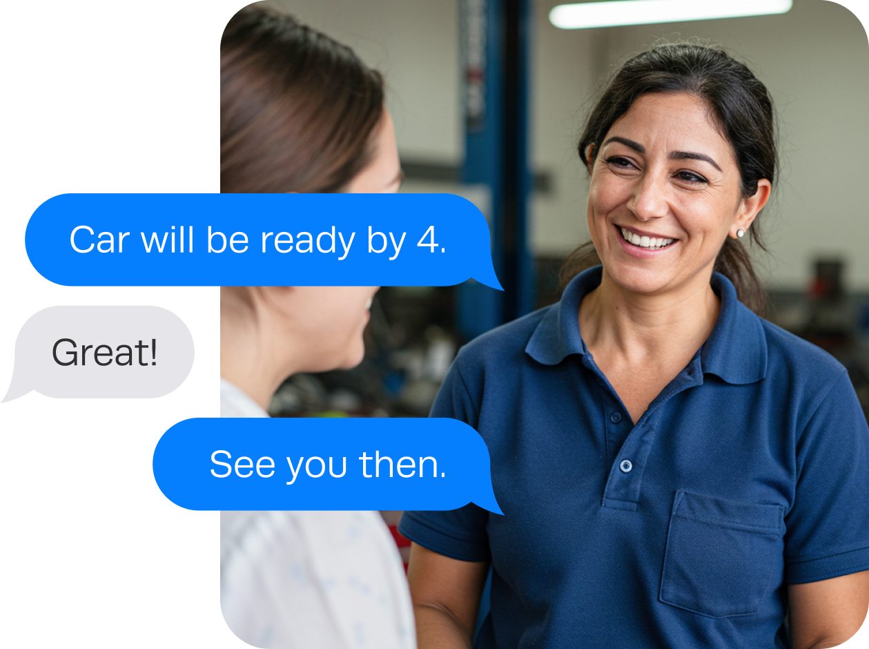Workshop Software two-way SMS interface showing customer message conversation thread